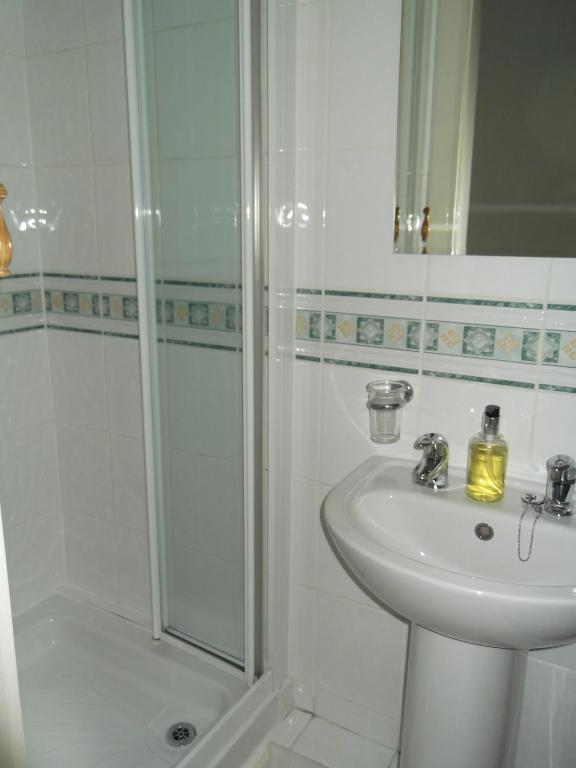 Lyndhurst Guest House Ulverston Phòng bức ảnh